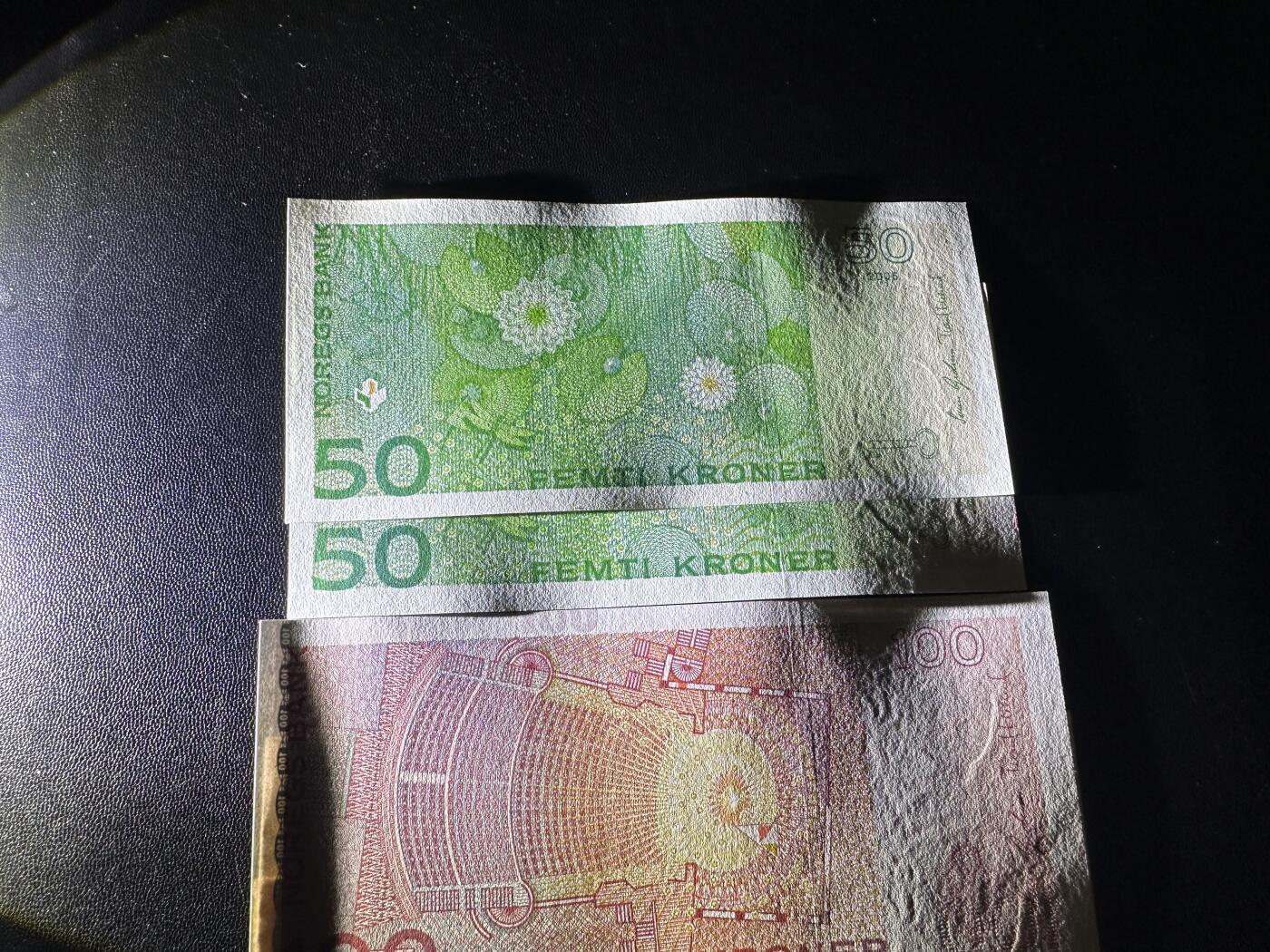 《外钞收藏家》第六百一十四期（精选场）（长期征集拍品、欢迎藏友们联系合作）