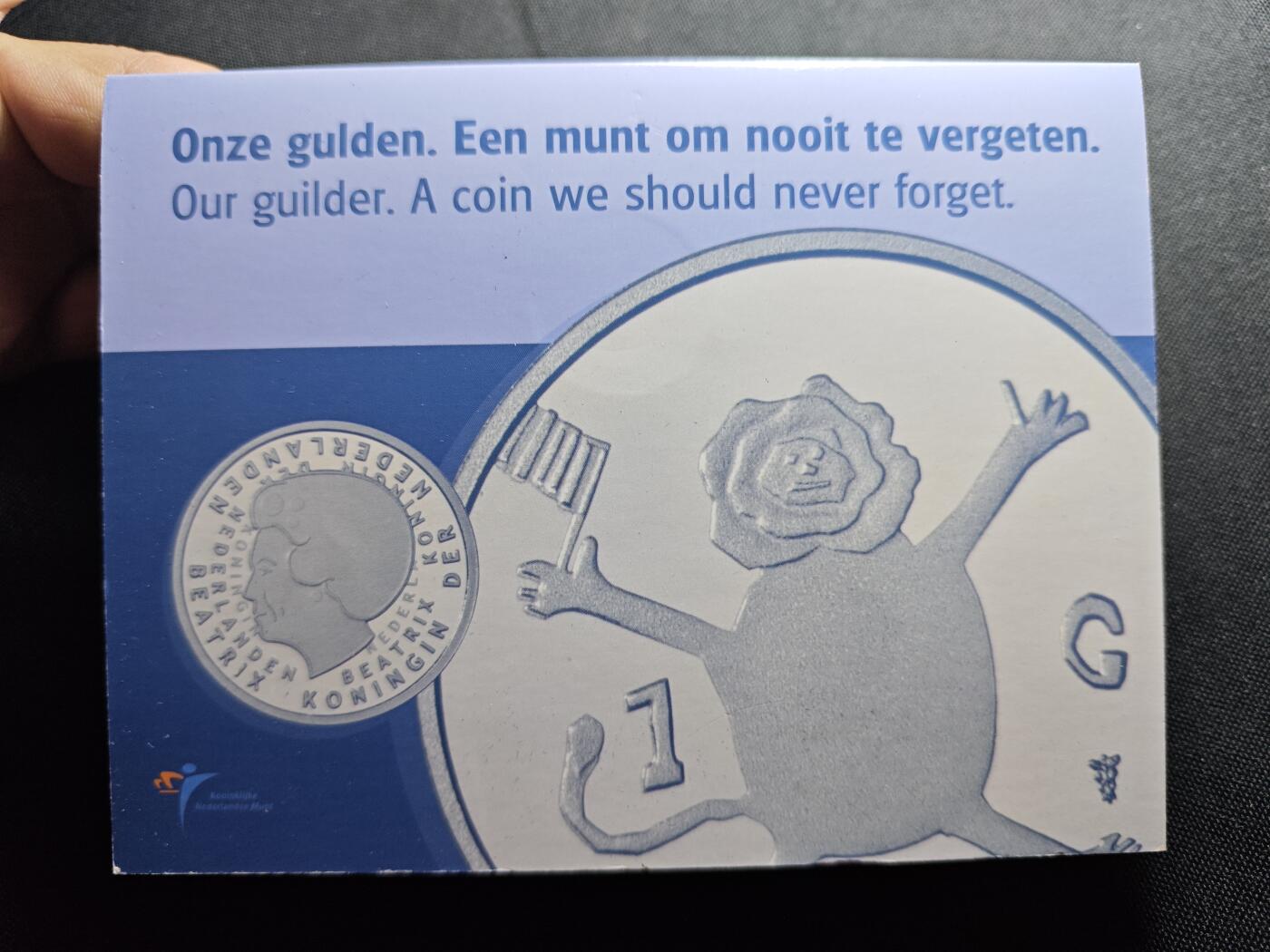 KK钱币收藏小铺   套币 批量/好品散币专场 2月预留时间 周末发货  2001荷兰1盾纪念币卡册 最后的盾