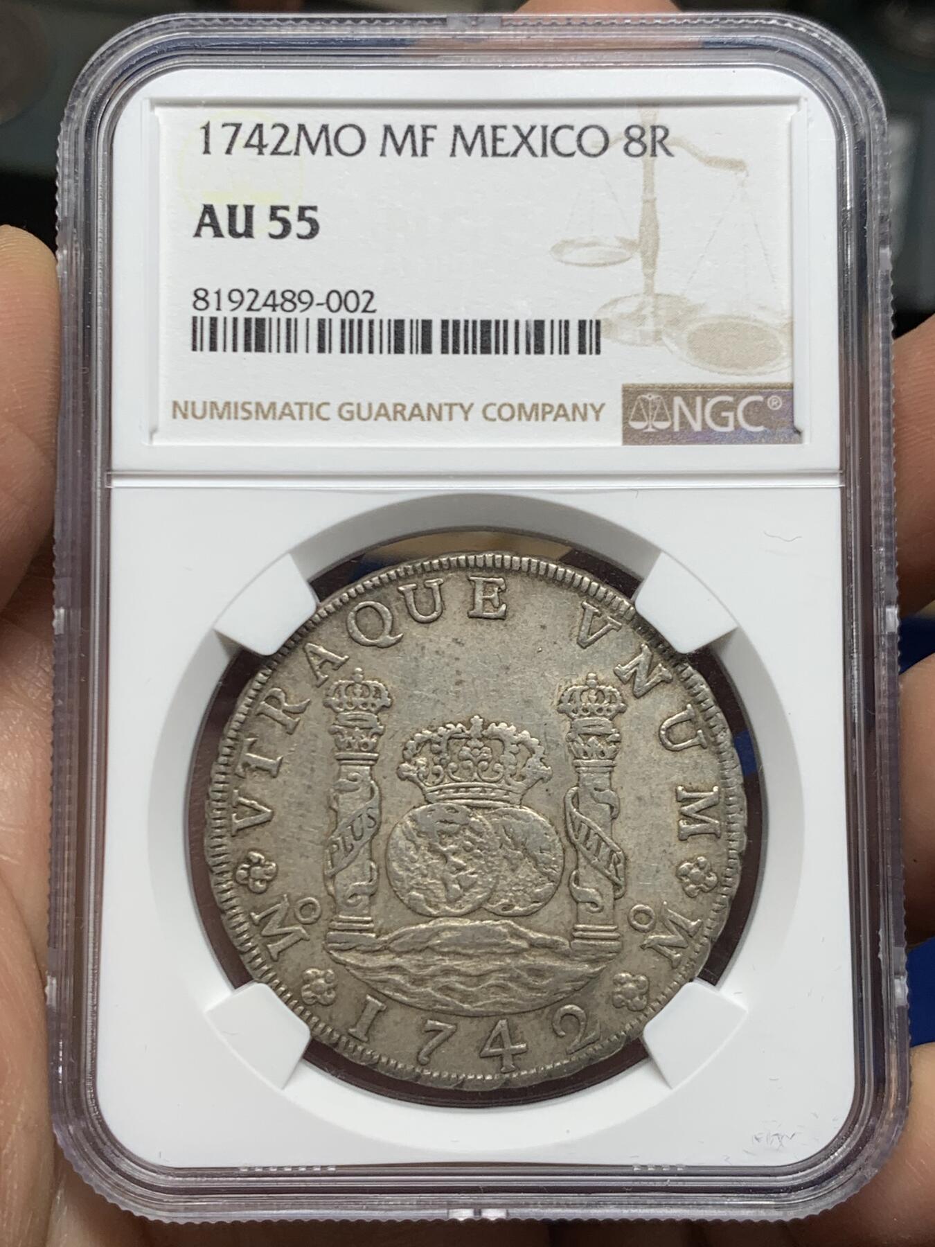 《竞宝斋》第467场 周日，周一 2场连拍 （全场包邮）欢迎送拍 NGC AU55 墨西哥1742年菲利普五世地球双柱8R银币（早期地球双柱，打制周正清晰，细节保存的很不错）