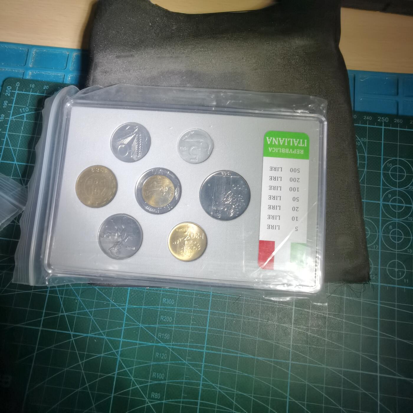 沼泽如烟--第1009场 意大利七枚套币