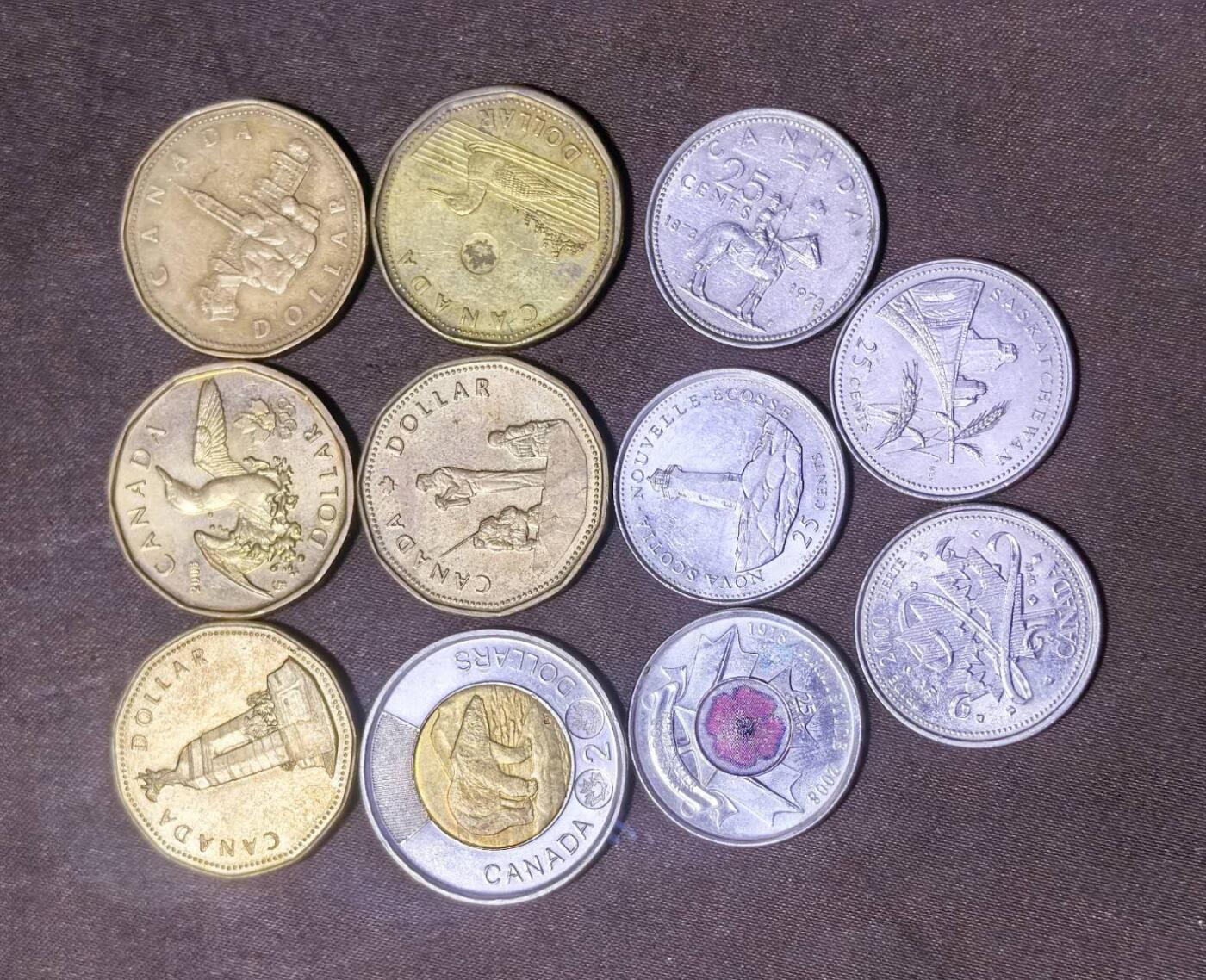 北京马甸外国币专卖第148期，外国币，中国早期纪念币专场，陆续上拍，欢迎关注 加拿大2元纪念币1枚，1元纪念币5枚，25分纪念币5枚