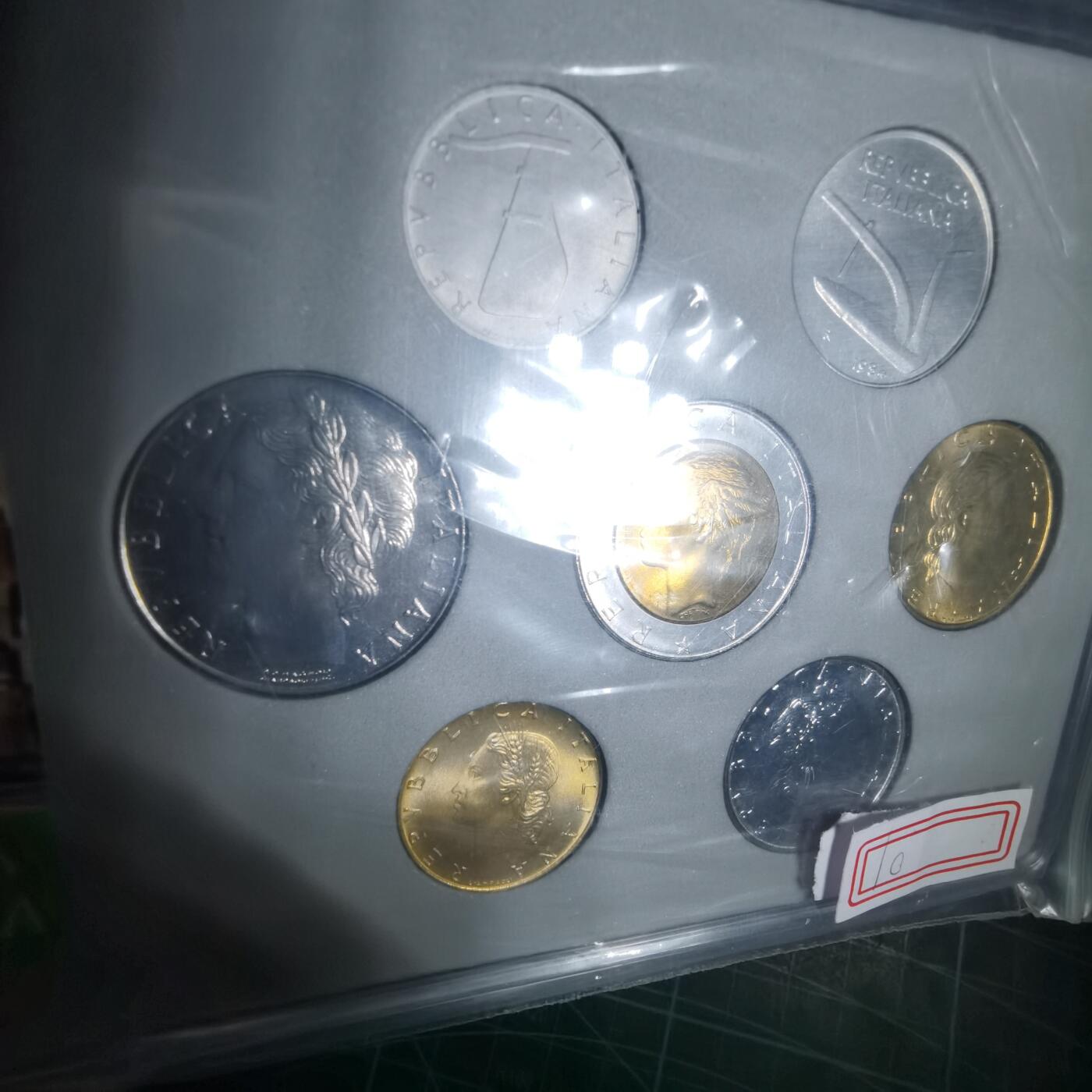 沼泽如烟--第1009场 意大利七枚套币