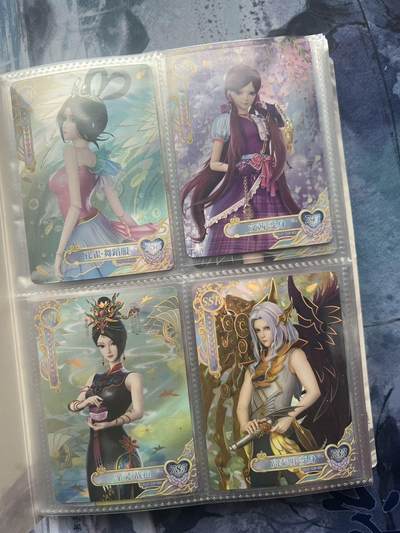 【随心含颖卡拍55期】卡游/集卡社/卡卡沃 抽卡机专场拍卖【无佣金】 - 【卡册】叶罗丽一本 80张 ssr为主 卡册不选品 最好不寄存