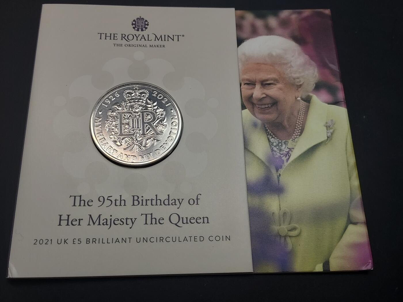 博彦收藏   3月7日 8点钱币专场 全场包邮 2021年女皇95诞辰 5英镑纪念币套装