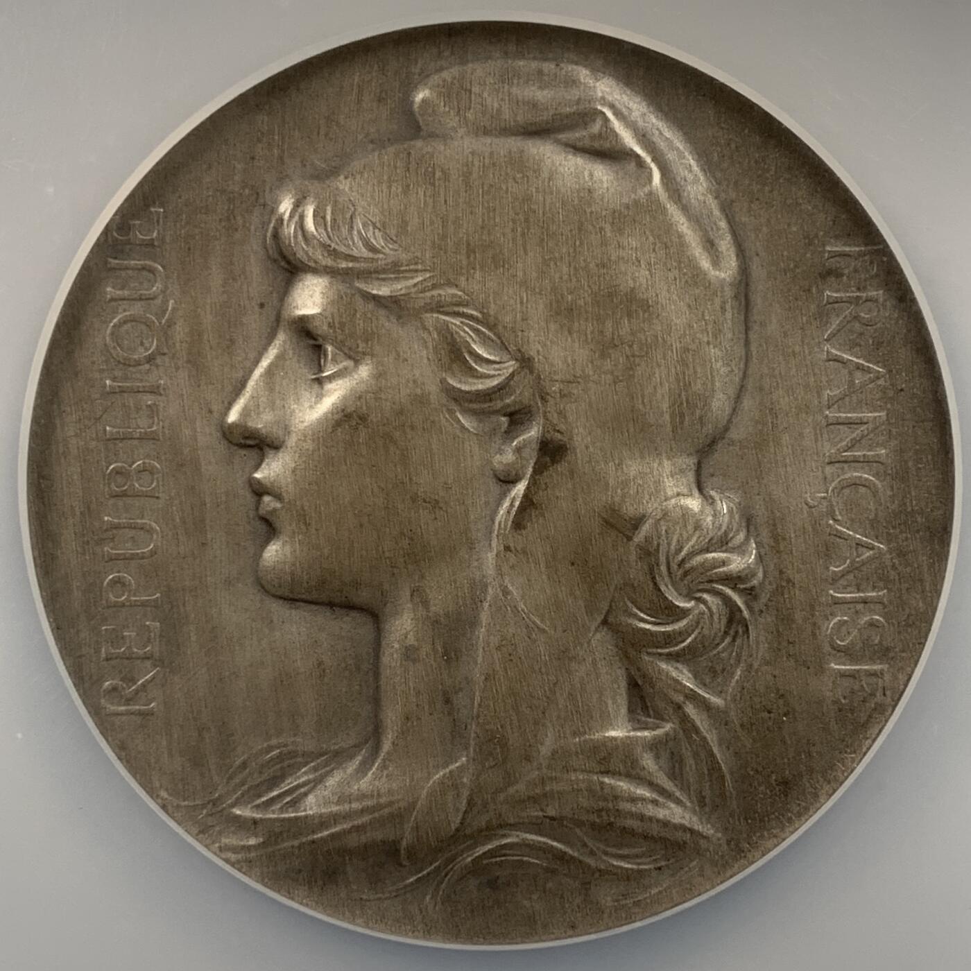 掌中浮雕-藏着的欧洲第053场 NGC MS64 : 1908年巴黎市议会纪念银章，49mm