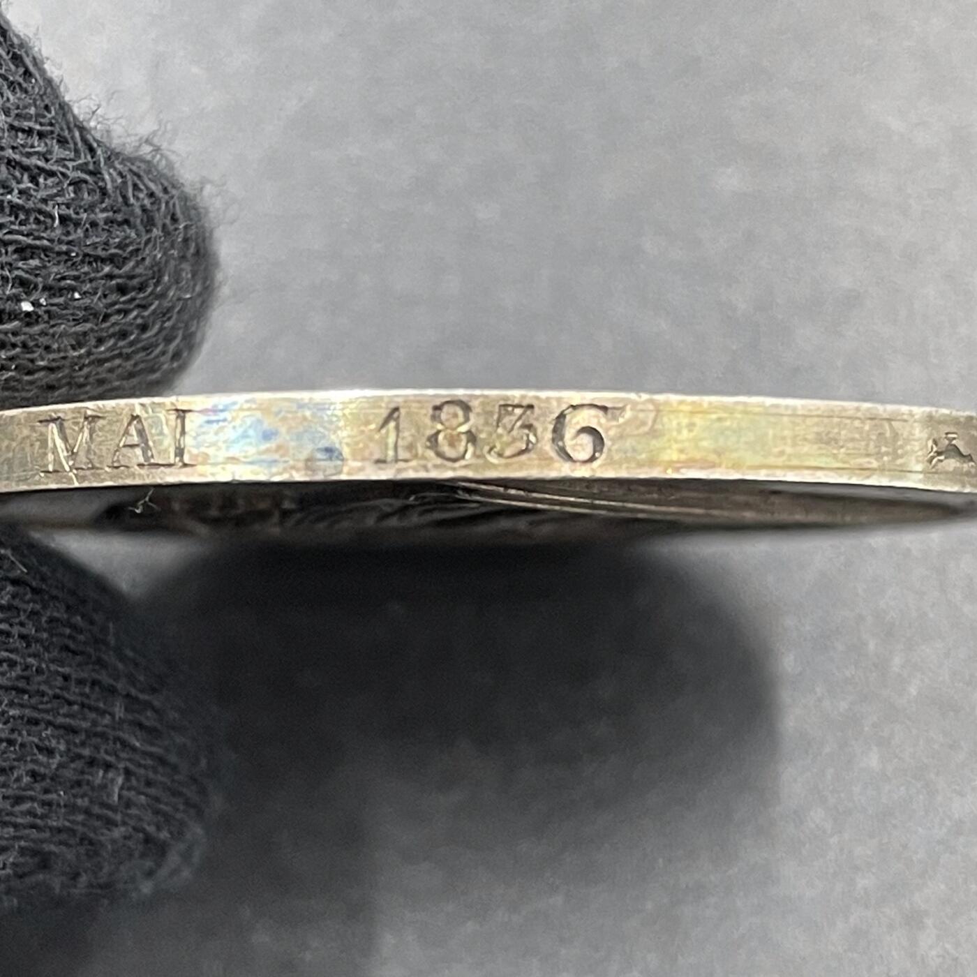 「木头集藏」章牌专场-第69场 1836年法国婚礼纪念大版银章，直径：39.3 mm，24.5 g，边铭：油灯 （1832-1841年），早期大版，品相不错！