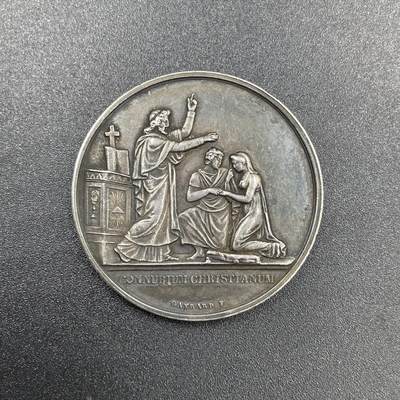 「木头集藏」章牌专场-第69场 - 法国婚礼纪念银章，直径：34 mm，16.3 g，边铭：丰饶角 ARGENT，背面立体刻字很漂亮。