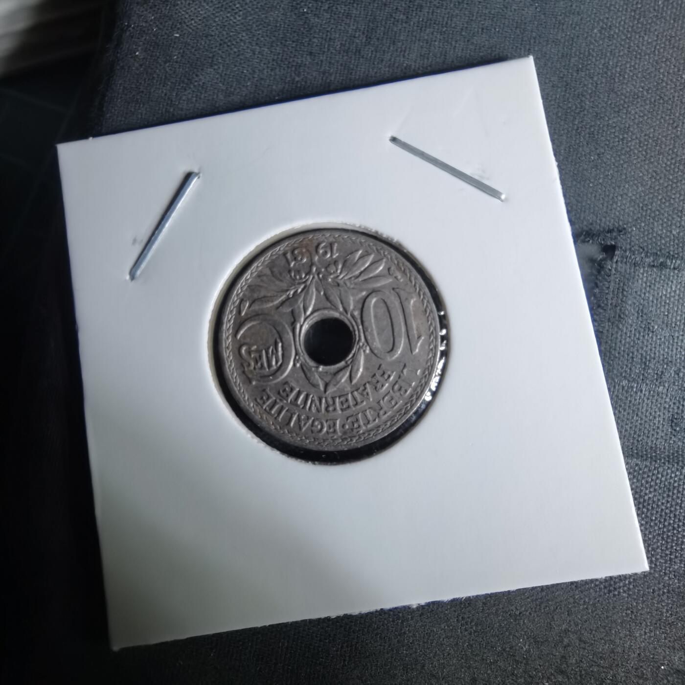 沼泽如烟--第1009场 法国1931年十分