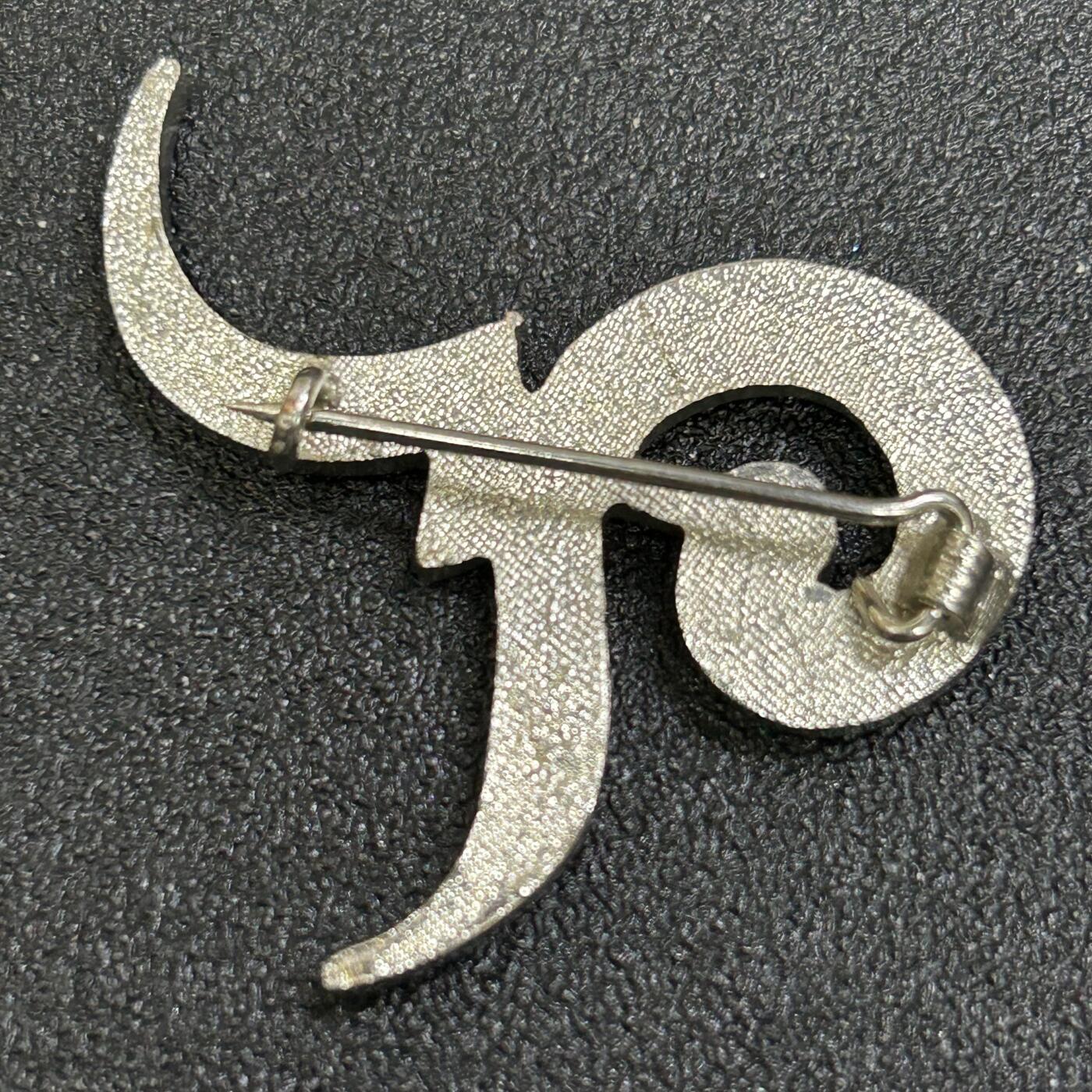 西秦中古拍卖第七十九期  泰国 泰皇拉玛九世国王徽记纪念章