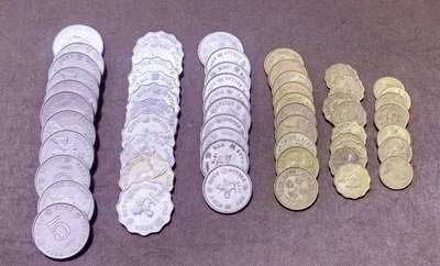 北京马甸外国币专卖第148期，外国币，中国早期纪念币专场，陆续上拍，欢迎关注 - 香港女皇人头版流通币10套