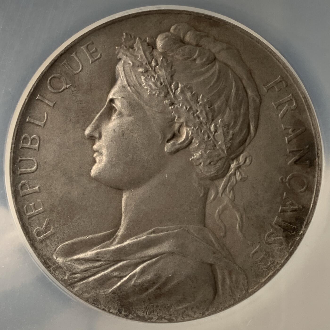 掌中浮雕-藏着的欧洲第053场 NGC MS63 : 1903年法国商业与工业部海关估价委员会银章，50mm