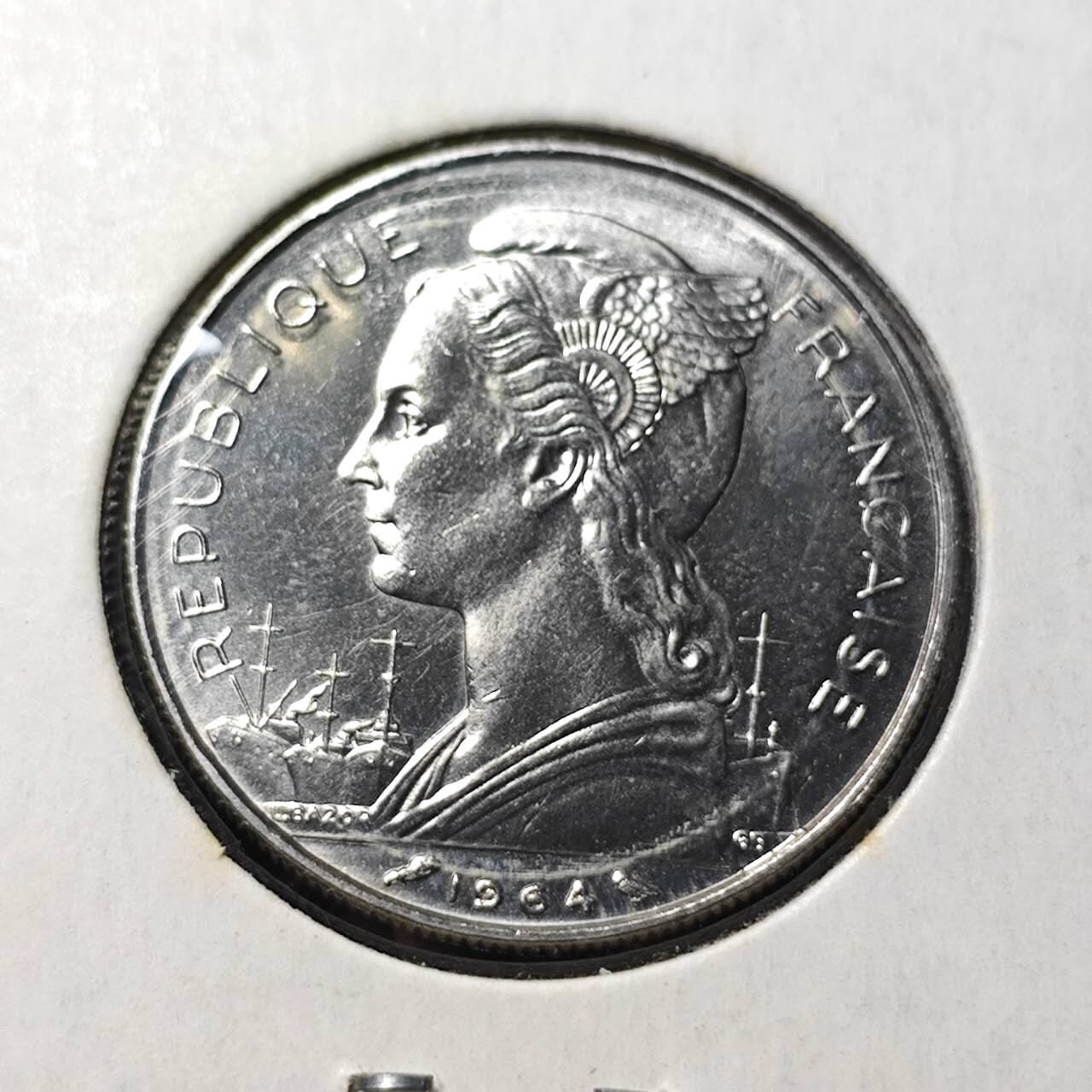 KK钱币收藏小铺   套币 批量/好品散币专场 2月预留时间 周末发货  1964法属留尼汪50法郎