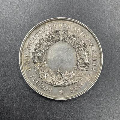 「木头集藏」章牌专场-第69场 - 法国塞纳-瓦兹省农业与艺术协会银奖章，直径：42 mm，36.3 g，边铭：蜜蜂 ARGENT，品相不错。