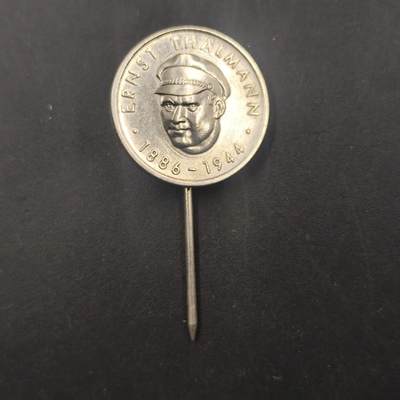 3月徽章钱币专场4号结束 - 民主德国恩斯特 台尔曼纪念章