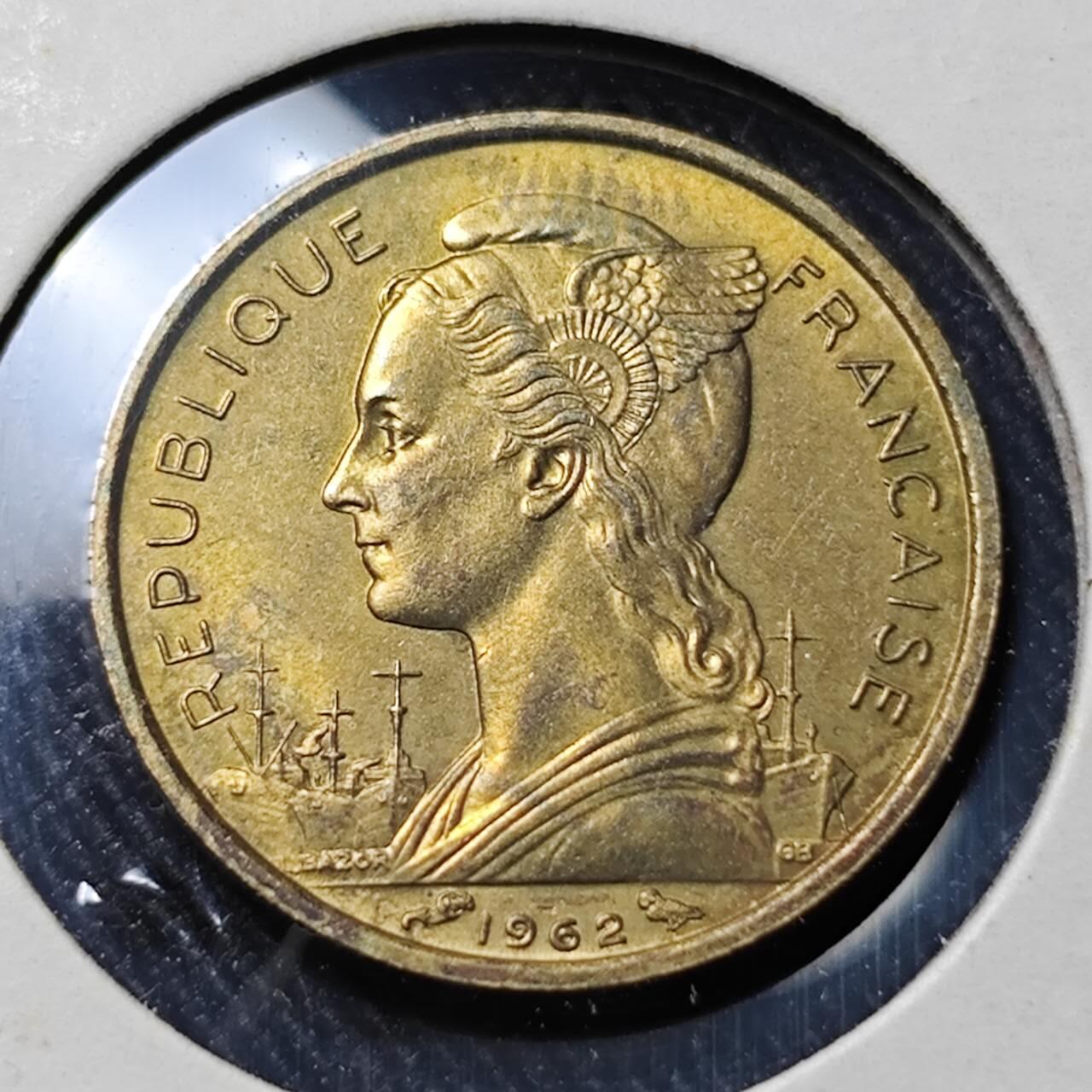 KK钱币收藏小铺   套币 批量/好品散币专场 2月预留时间 周末发货  1962法属留尼汪10法郎