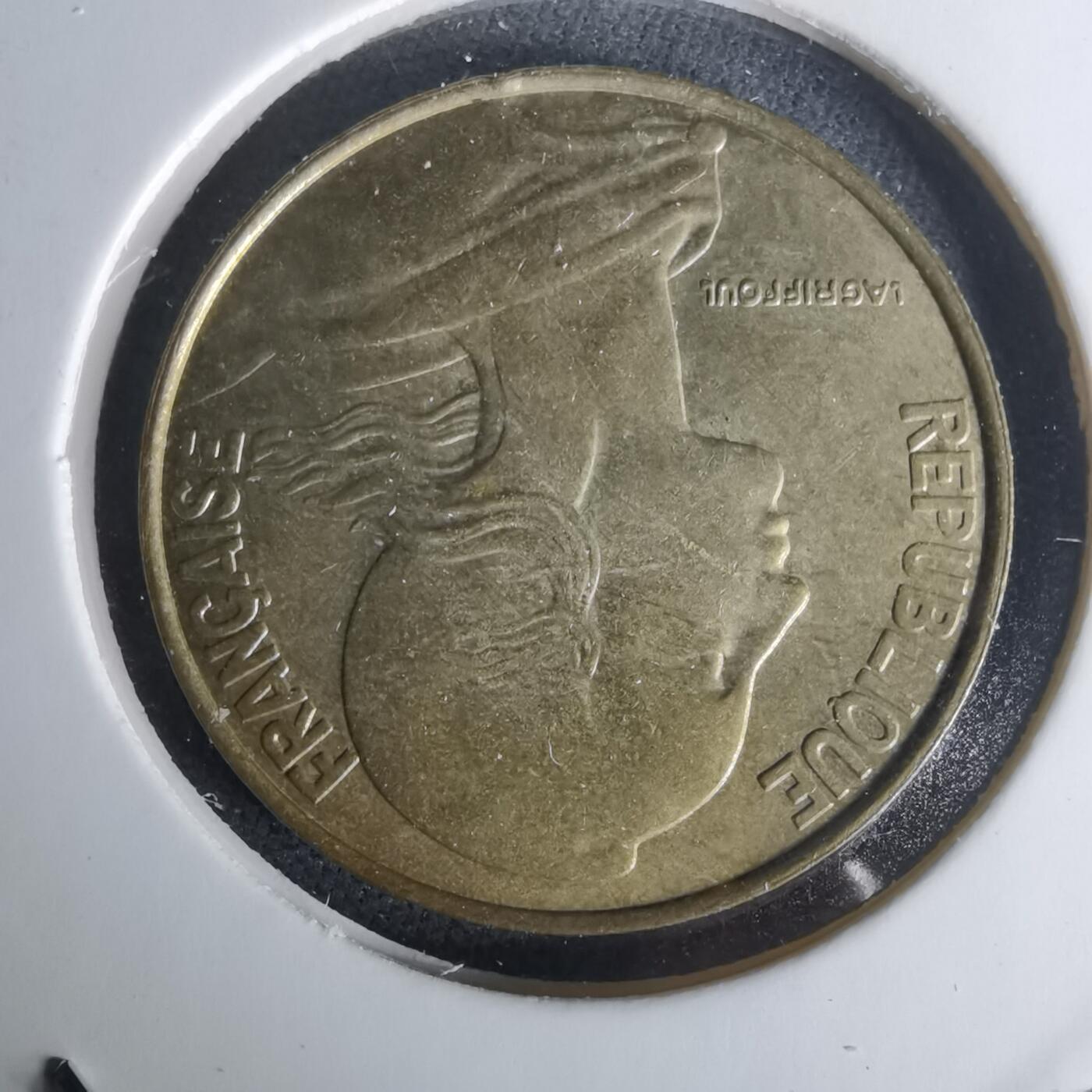 沼泽如烟--第1010场 法国1997年20分