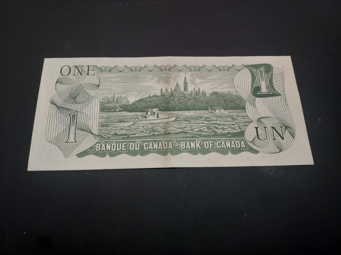 博彦收藏   3月7日 8点钱币专场 全场包邮 1973 加拿大女皇1元 8品左右