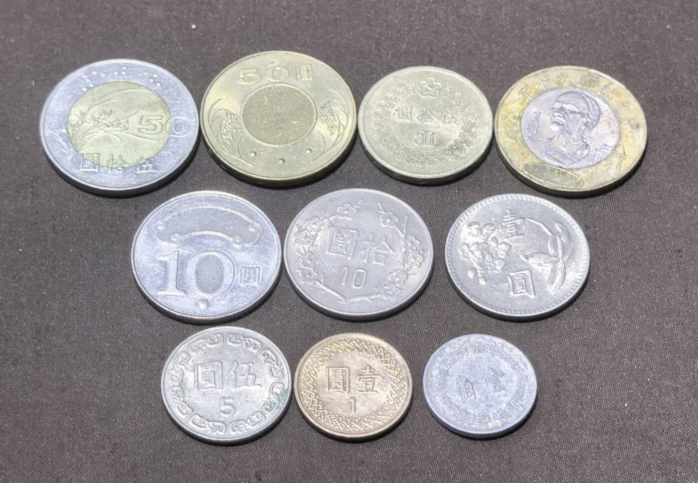 北京马甸外国币专卖第148期，外国币，中国早期纪念币专场，陆续上拍，欢迎关注 弯弯套币