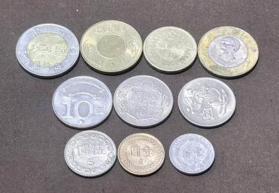 北京马甸外国币专卖第148期，外国币，中国早期纪念币专场，陆续上拍，欢迎关注 - 弯弯套币