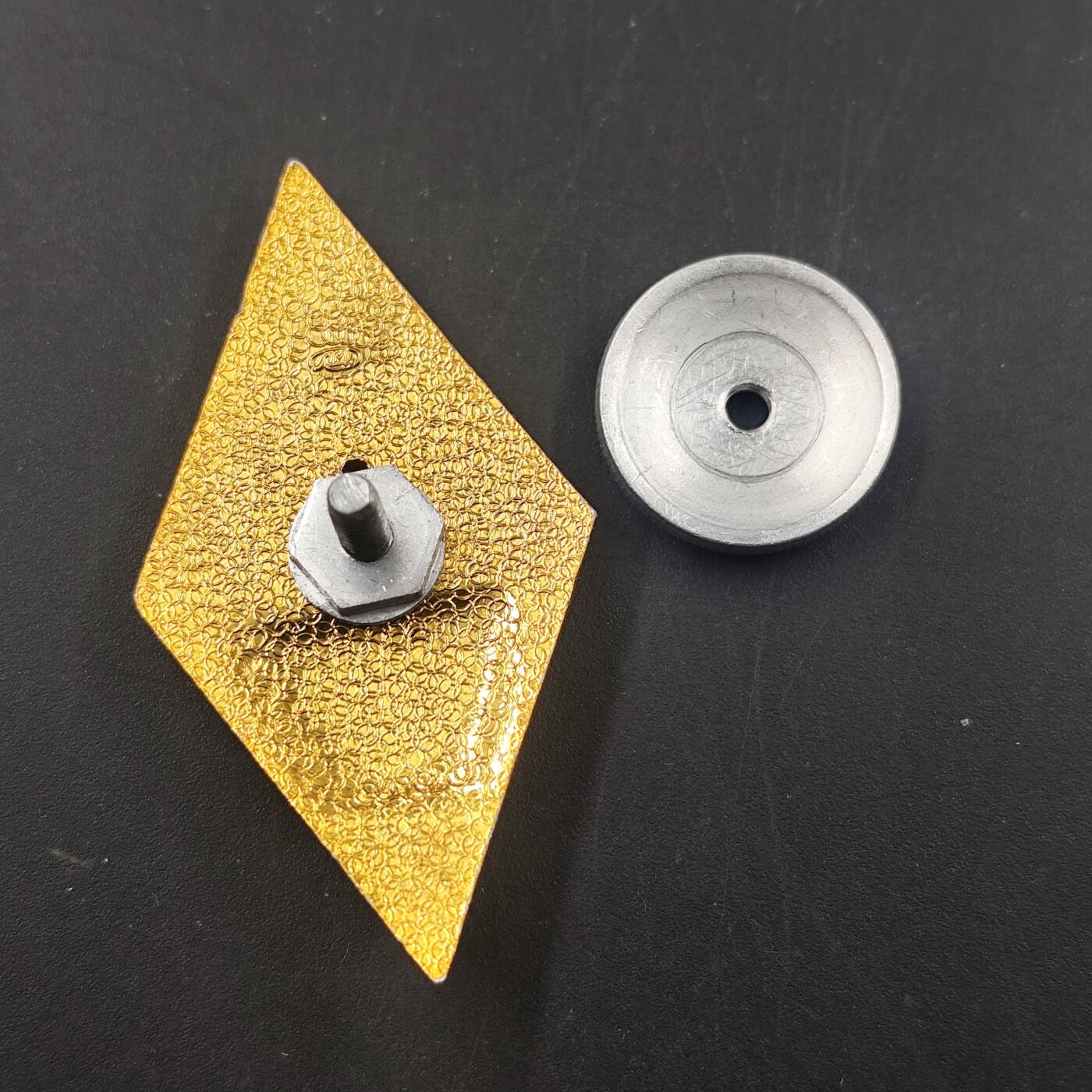 3月徽章钱币专场（明天继续更新） 极品品相 苏联基辅民航工程学院校徽