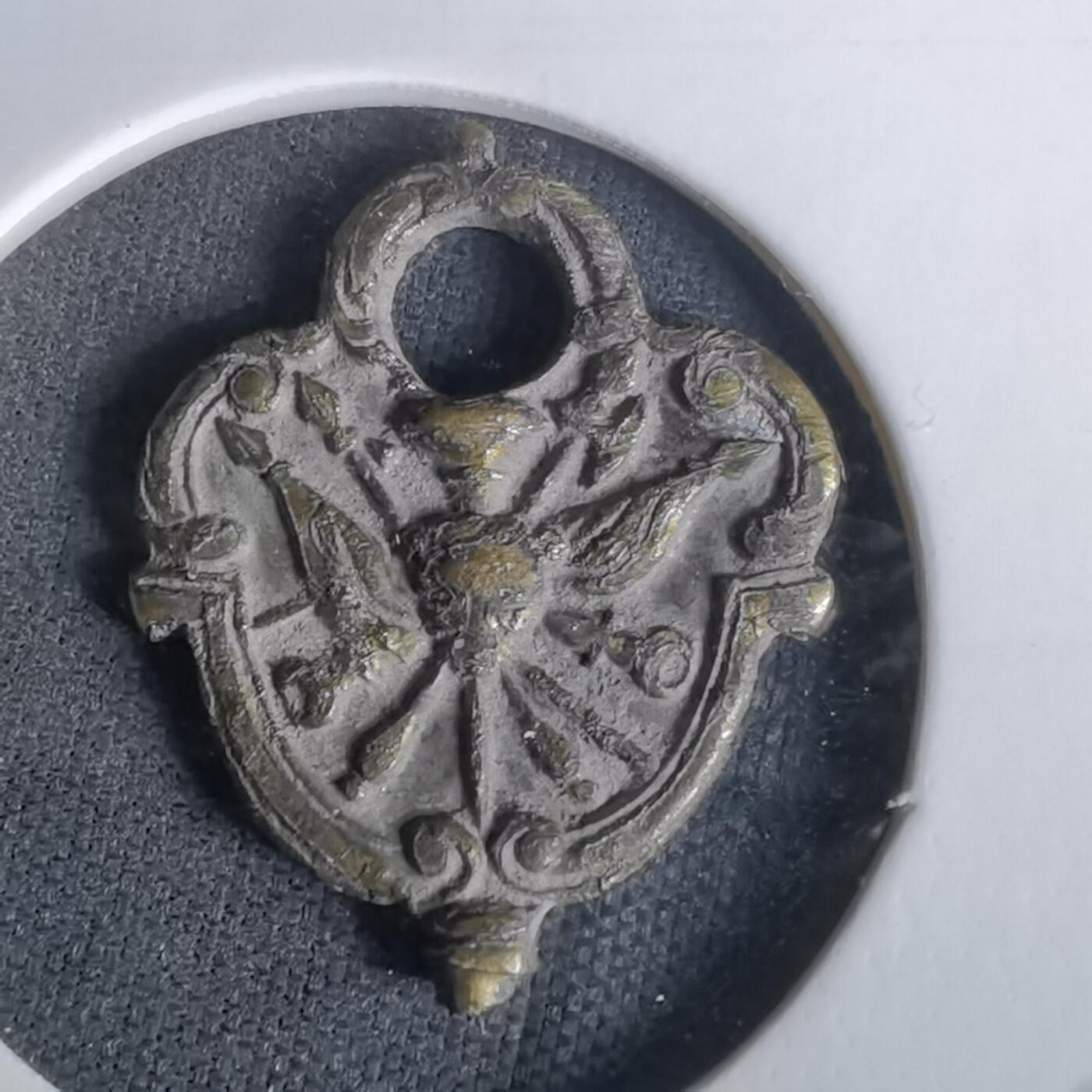 沼泽如烟--第1010场 铜挂件