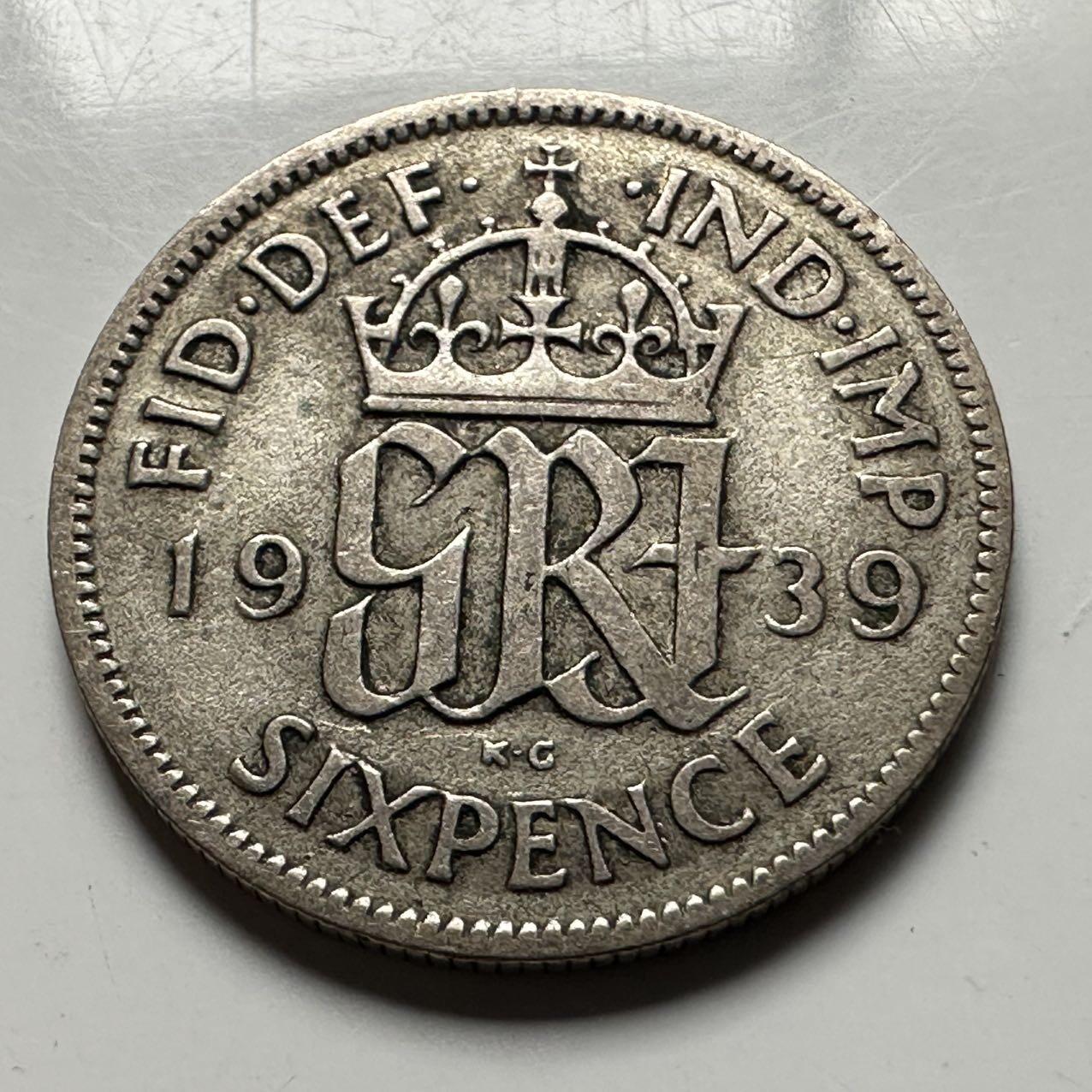 🌹外币初藏🌹🐯2026年第24场  每周二四六晚8️⃣点 接代拍 英国1939年六便士银币 2.8克50%银