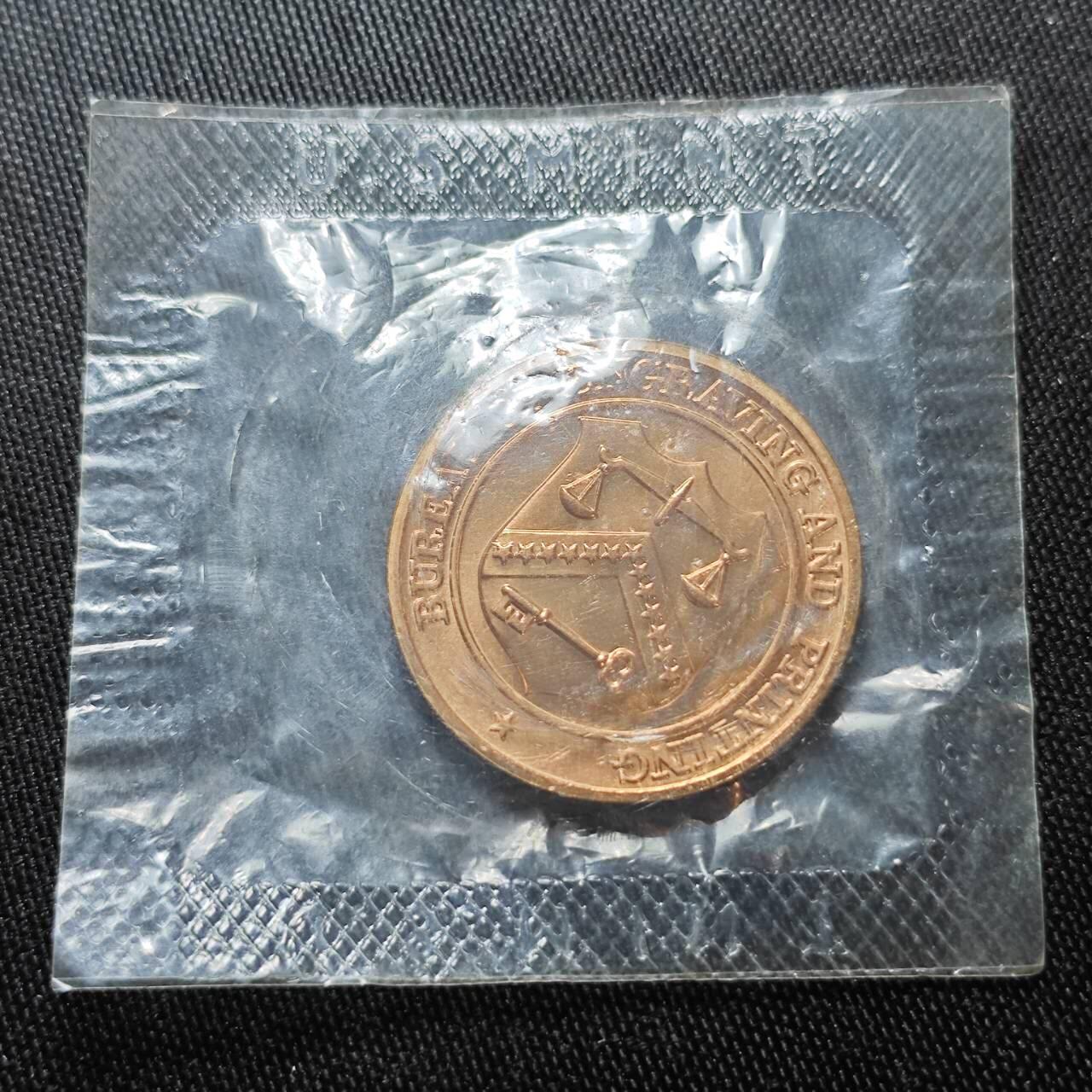 KK钱币收藏小铺   套币 批量/好品散币专场 2月预留时间 周末发货  美国造币厂纪念铜章