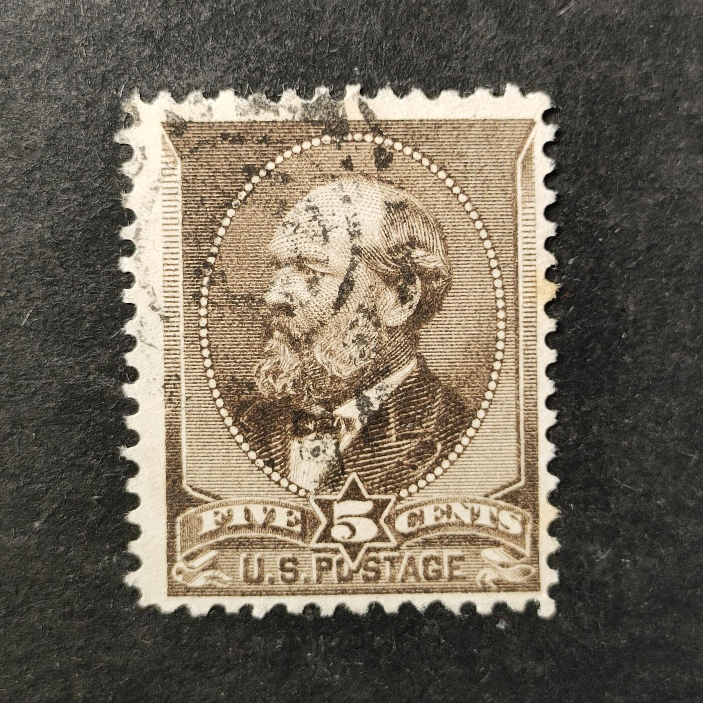 ↓君缘收藏753期☞钱币邮品↓无佣金、可寄存、满30元包邮  美国古典邮票，1882年美国第20任总统詹姆斯·A·加菲尔德邮票