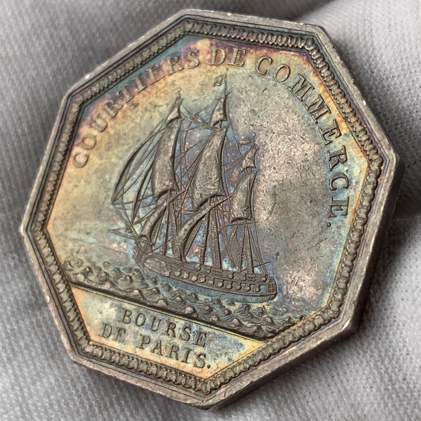 掌中浮雕-藏着的欧洲第053场 拿破仑一世头像，巴黎证券交易所八角银章，33.7mm，15.3g，光边无边铭