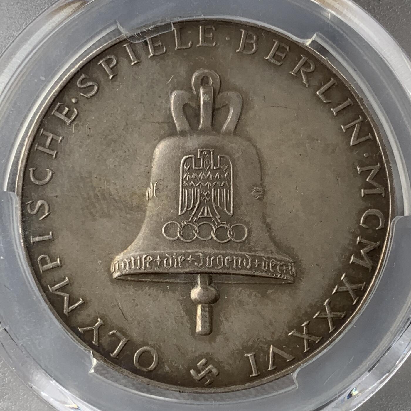 掌中浮雕-藏着的欧洲第053场 PCGS SP63 : 1936年德国柏林奥运会纪念银章，36mm