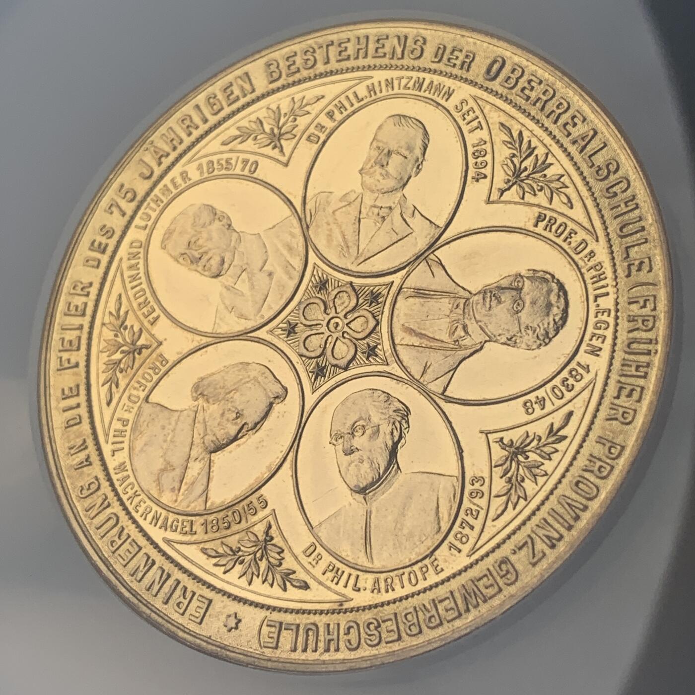 掌中浮雕-藏着的欧洲第053场 NGC MS63 : 1900年德国埃尔德菲尔德高等实科学校建校75周年纪念镀金铜章, 50mm