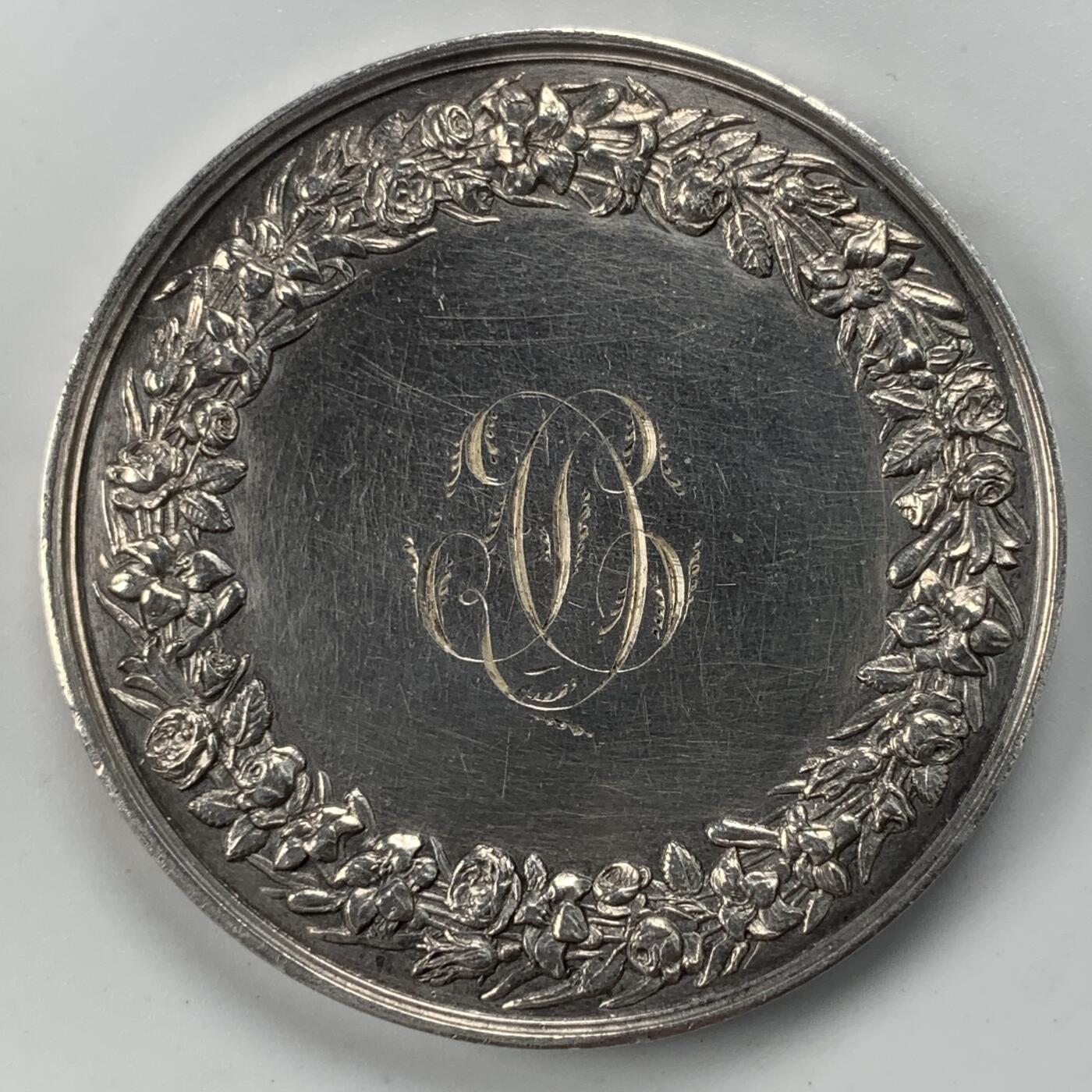 掌中浮雕-藏着的欧洲第053场 1839年法国古典银婚章，油灯边铭，41.5mm，32g