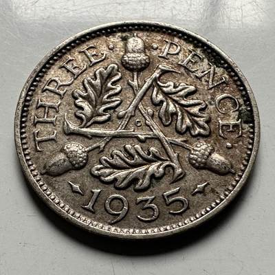 🌹外币初藏🌹🐯2026年第24场  每周二四六晚8️⃣点 接代拍 - 英国1935年三便士银币 1.4克50%银