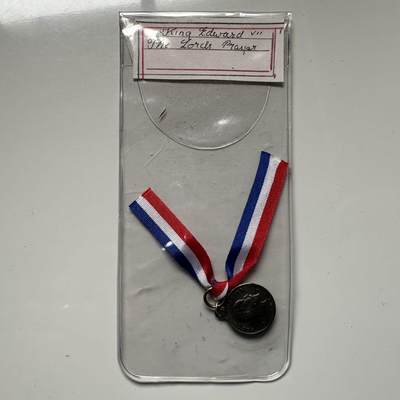 🌹外币初藏🌹🐯2026年第24场  每周二四六晚8️⃣点 接代拍 - 英国爱德华七世《主祷文》宗教纪念章  直径16mm 重1.5g 近未流通