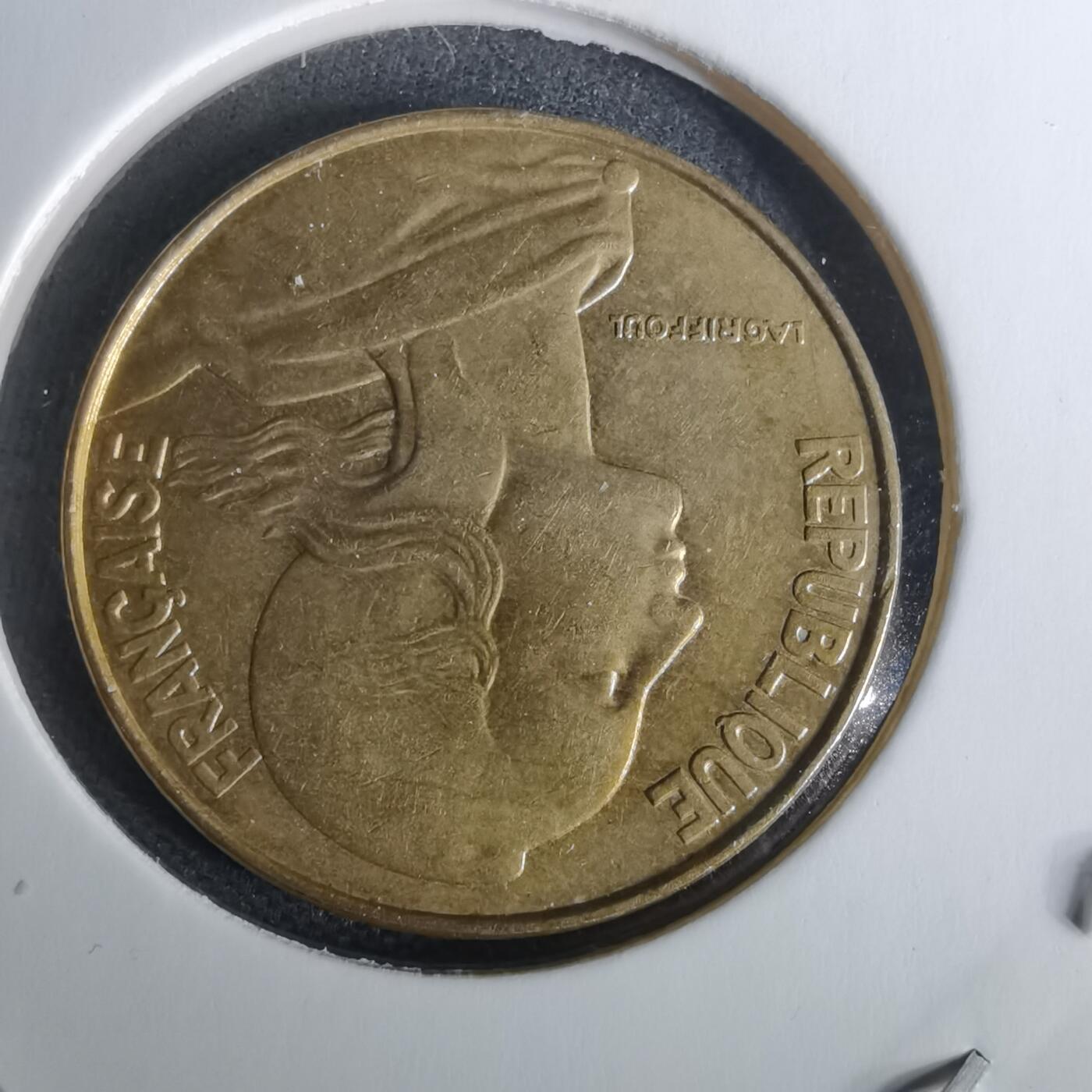 沼泽如烟--第1010场 法国1974年20分