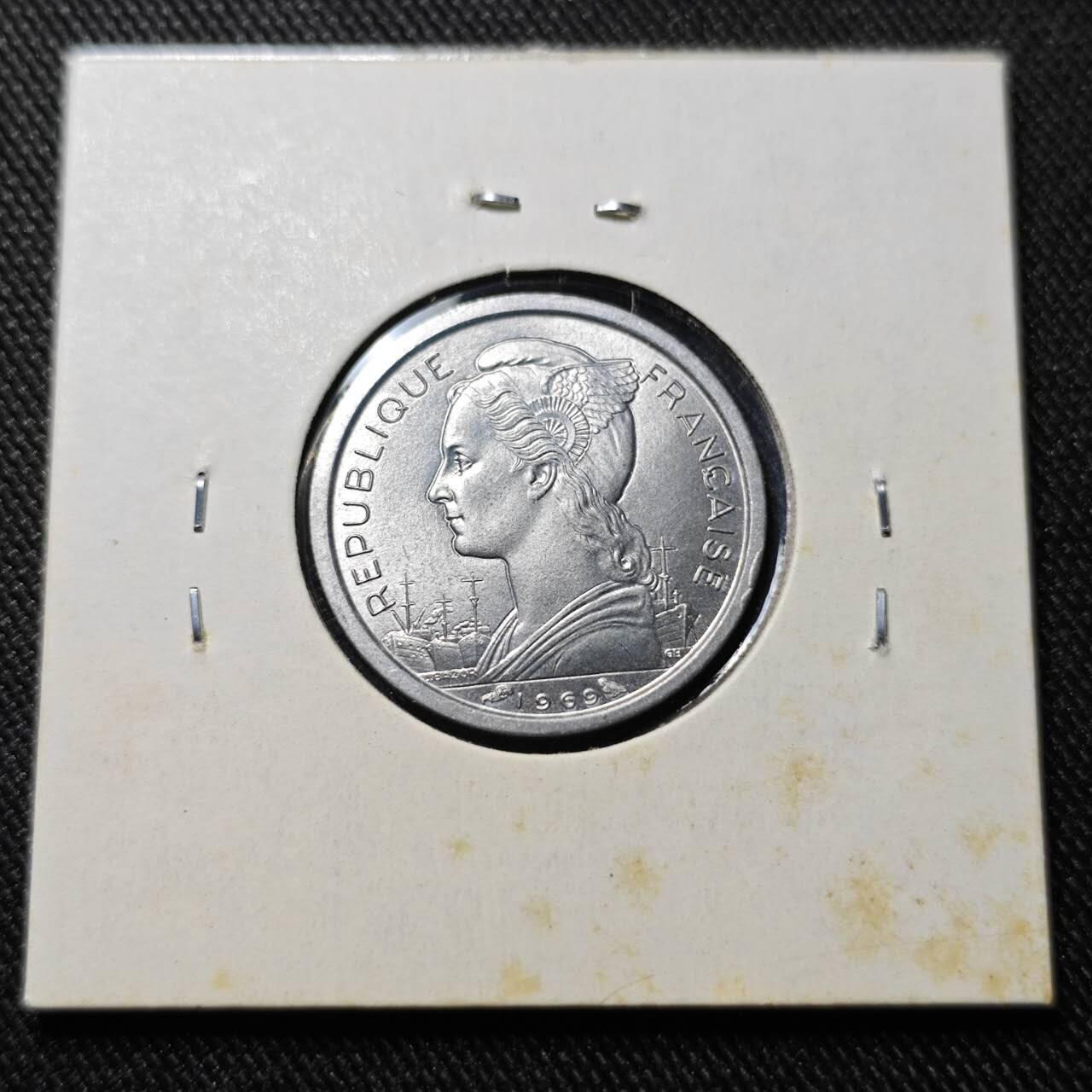 KK钱币收藏小铺   套币 批量/好品散币专场 2月预留时间 周末发货  1969法属留尼汪1法郎 好品