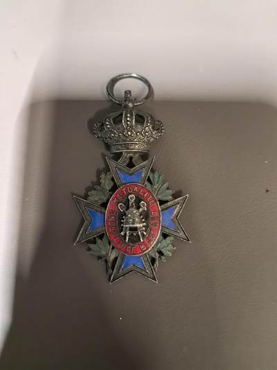 欧洲微章、铜章、银章和银币第二场 - 比利时“基督教互助会”荣誉十字勋章12.8克