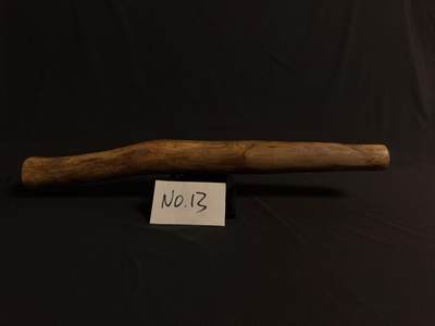 零元拍：NO.13终于在节前收到这批送出去加工的海南黄花梨随型把玩棍横财，这也许就是玩木头的乐趣吧，每一个花纹都独一无二，是自然与匠心的完美邂逅。 它保留了木材最本真的曲线，每一处起伏都像是时光在木头上留下的指纹。尺寸：565/40/50MM - 零元拍：NO.13终于在节前收到这批送出去加工的海南黄花梨随型把玩棍横财，这也许就是玩木头的乐趣吧，每一个花纹都独一无二，是自然与匠心的完美邂逅。 它保留了木材最本真的曲线，每一处起伏都像是时光在木头上留下的指纹。尺寸：565/40/50MM