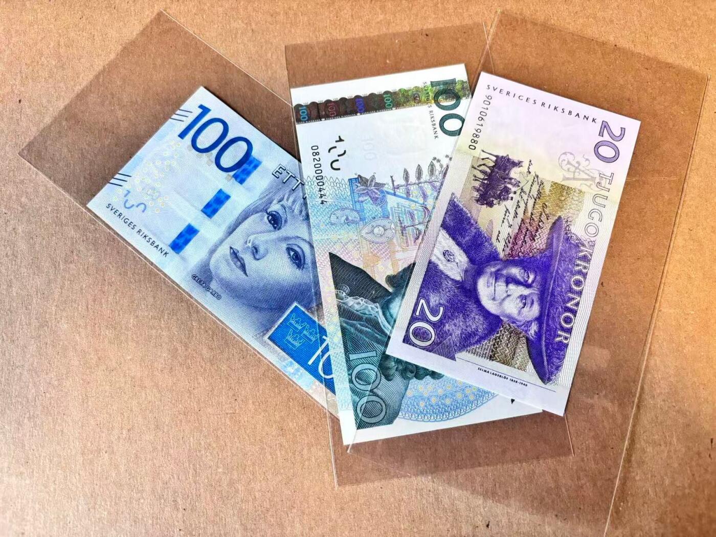 (800期大拍拍品火热征集中🔥）【Blue Auction】世界纸币精拍第790期——18级TOP拍卖/信誉/品质/专业/高效💫  【一组3张 含豹子号、倒置号】瑞典 20-100克朗 全新UNC