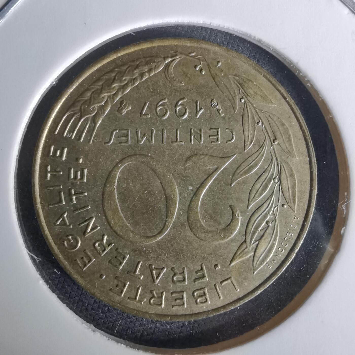 沼泽如烟--第1010场 法国1997年20分