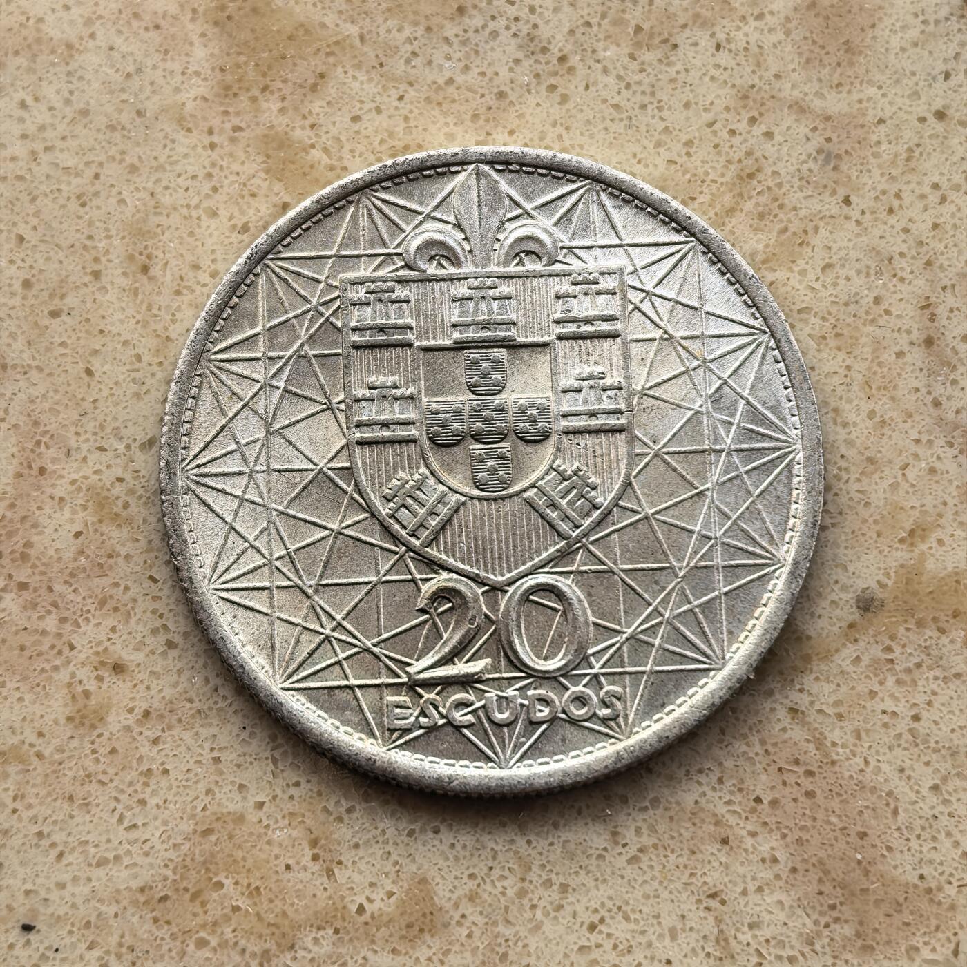 道一币馆币章第一百六十八场 葡萄牙1966年萨拉查大桥建成纪念20埃斯库多银币  10g 650S