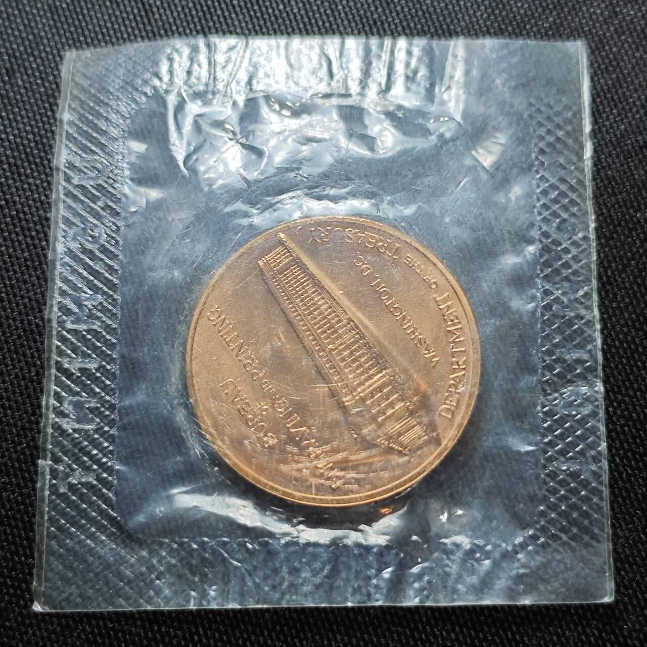 KK钱币收藏小铺   套币 批量/好品散币专场 2月预留时间 周末发货  美国造币厂纪念铜章