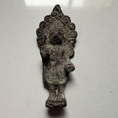 🌹外币初藏🌹🐯2026年第24场  每周二四六晚8️⃣点 接代拍 - 东南亚青铜立佛小造像 火焰纹背光 高约7.4cm 重约41.5g 绿锈包浆