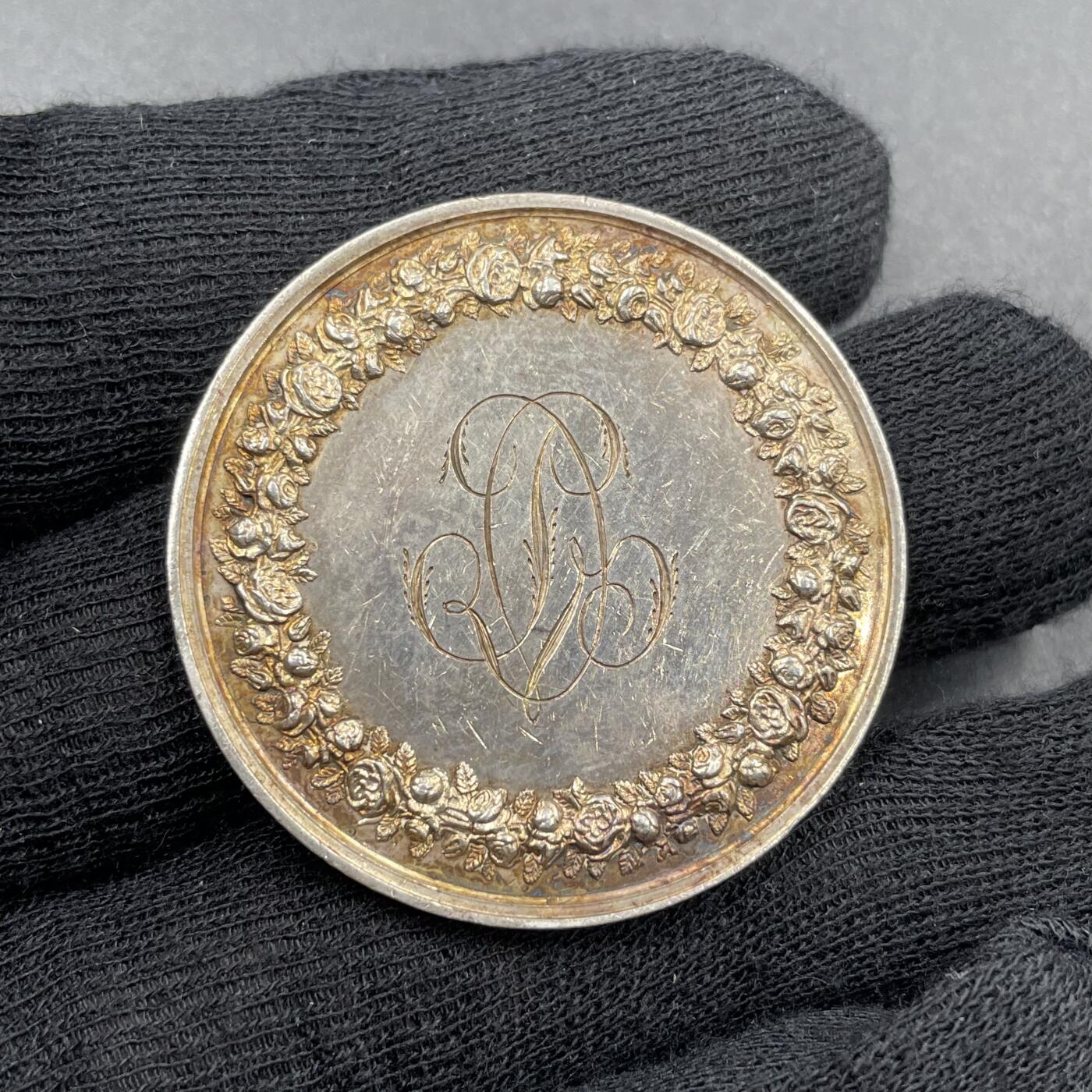 「木头集藏」章牌专场-第69场 1836年法国婚礼纪念大版银章，直径：39.3 mm，24.5 g，边铭：油灯 （1832-1841年），早期大版，品相不错！