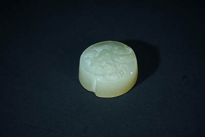 上海都达杂项专场四十四【全场包邮】  - 天然和田玉精雕《持莲观音》挂件91-112