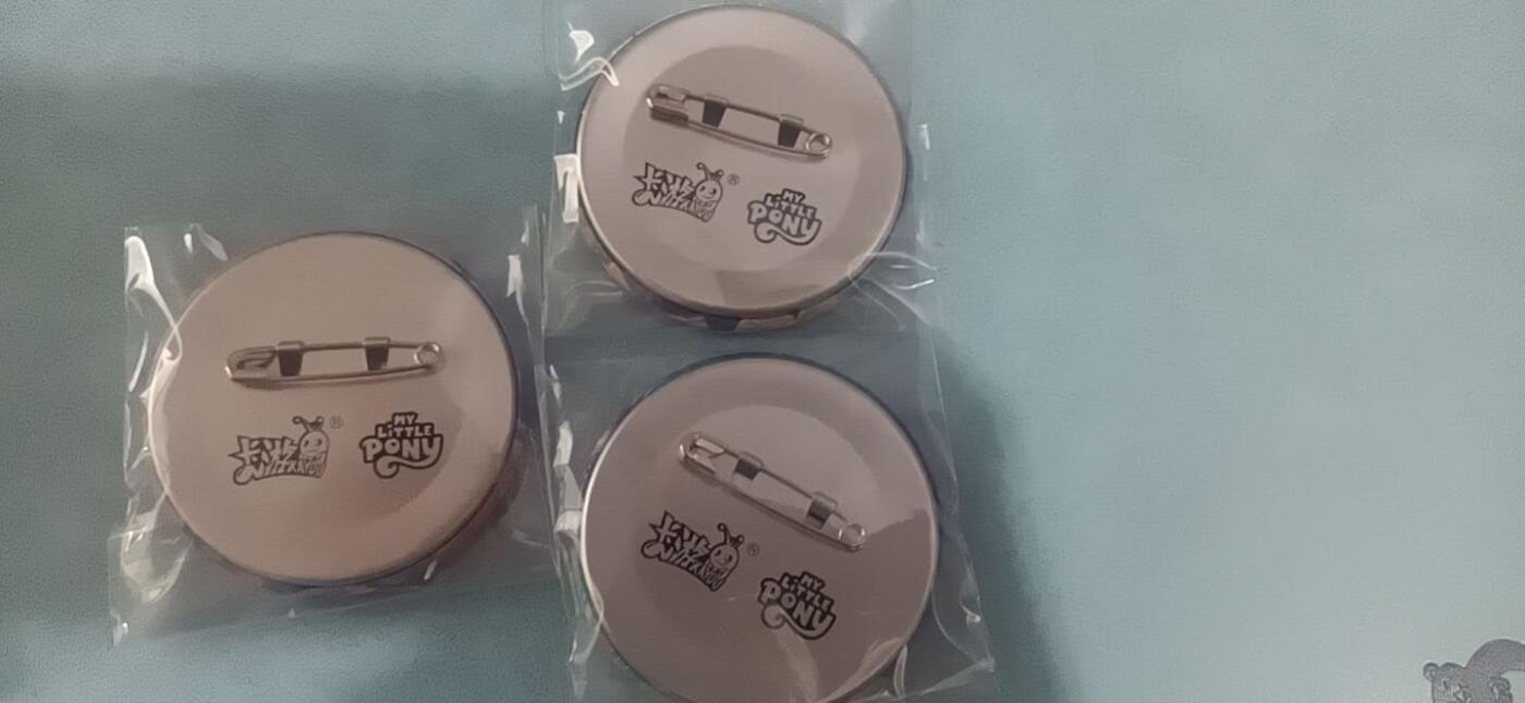 卡牌新人第二场 不寄存！！！ 卡游小马宝莉徽章3个