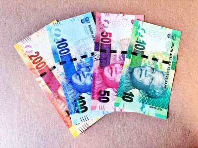 (800期大拍拍品火热征集中🔥）【Blue Auction】世界纸币精拍第790期——18级TOP拍卖/信誉/品质/专业/高效💫  - 【一组4张 含倒置号】南非10-200兰特 全新UNC