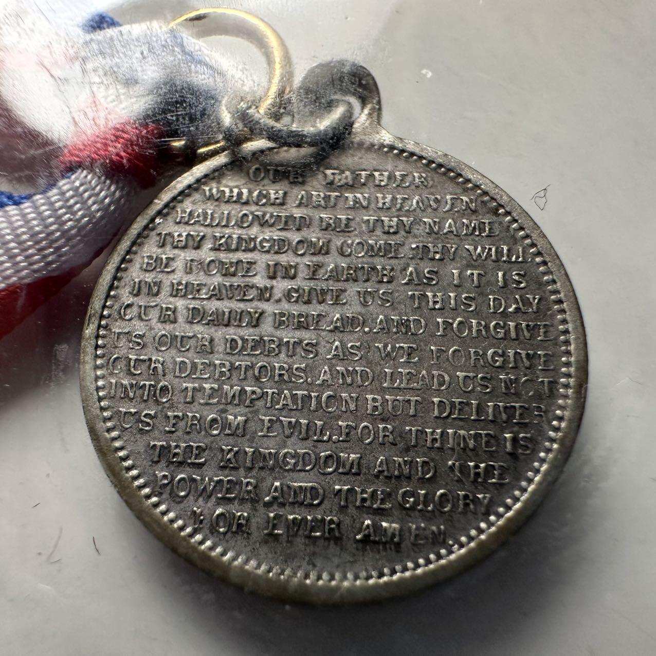 🌹外币初藏🌹🐯2026年第24场  每周二四六晚8️⃣点 接代拍 英国爱德华七世《主祷文》宗教纪念章  直径16mm 重1.5g 近未流通