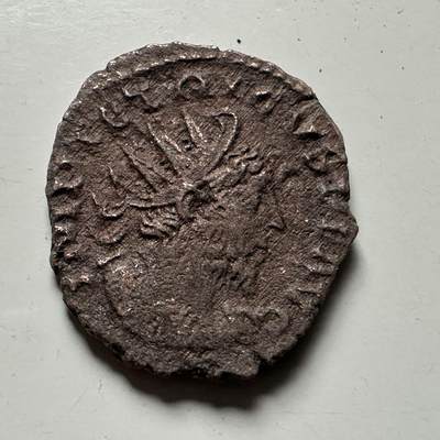 🌹外币初藏🌹🐯2026年第24场  每周二四六晚8️⃣点 接代拍 - 罗马帝国公元3世纪 AE3铜币 帝王头像 站立胜利女神 直径21mm 重2.7g 生坑