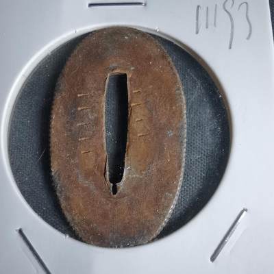 沼泽如烟--第1011场 - 日本武士刀的装具，叫做切羽（せっぱ / Seppa），也叫“锷座”或“刀镡垫片”。